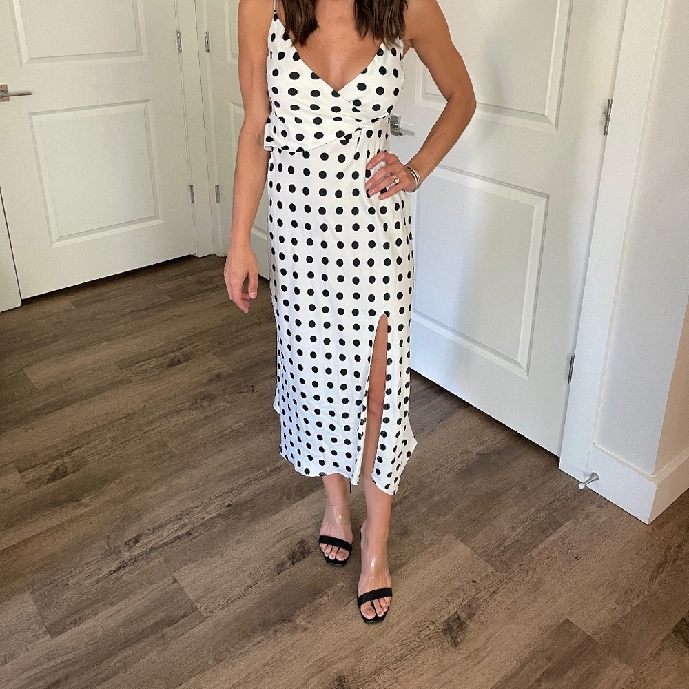 URBAN OUTFITTERS, WHITE / BLACK POLKADOT DRESS, SIZE SMALL